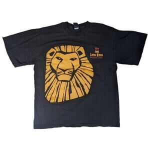 Vintage Disney black men's Lion King T-shirt